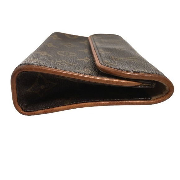 Louis Vuitton Monogram Florentine Shoulder Bag - Picture 10 of 14